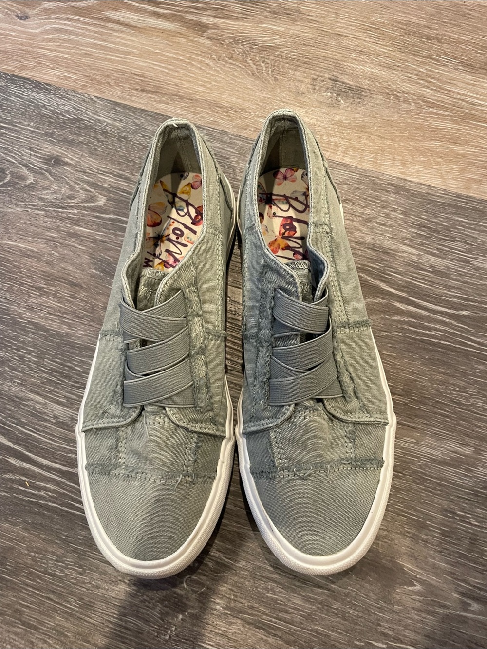 *BUNDLE OF 2* BLOWFISH MALIBU Casual Canvas Slip On Sneakers Size 10 - Picture 4 of 12